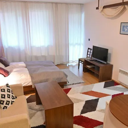 Cozy Fortuna 46 * בנסקו