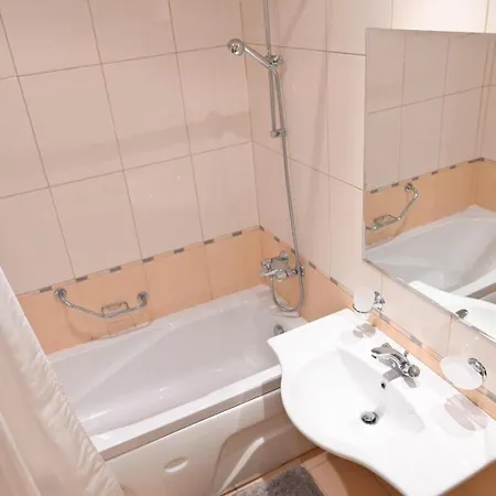 Cozy Fortuna 46 Бансько